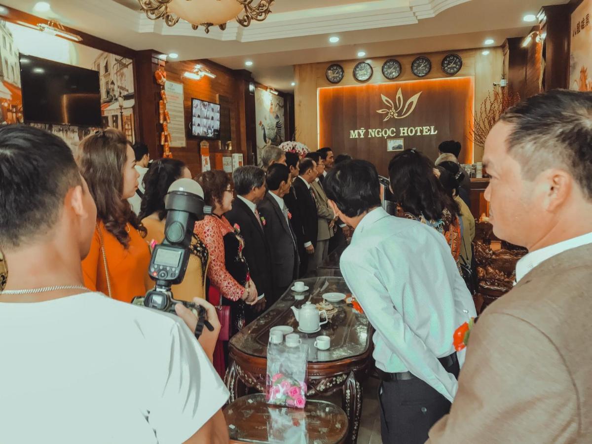 Khach San My Ngoc Otel Buôn Ma Thuột Dış mekan fotoğraf