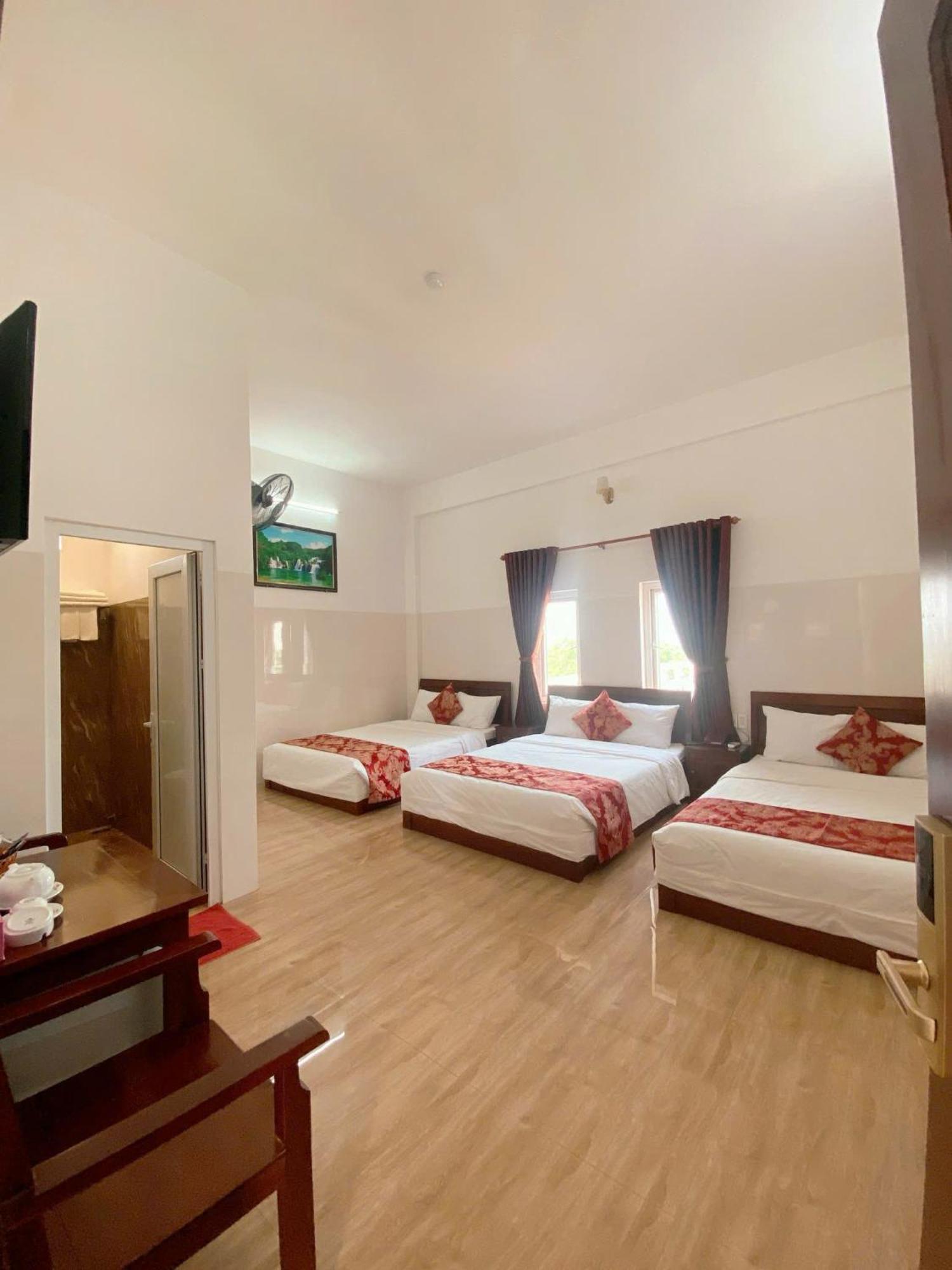 Khach San My Ngoc Otel Buôn Ma Thuột Dış mekan fotoğraf