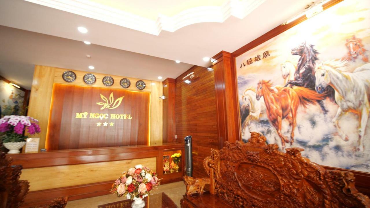 Khach San My Ngoc Otel Buôn Ma Thuột Dış mekan fotoğraf